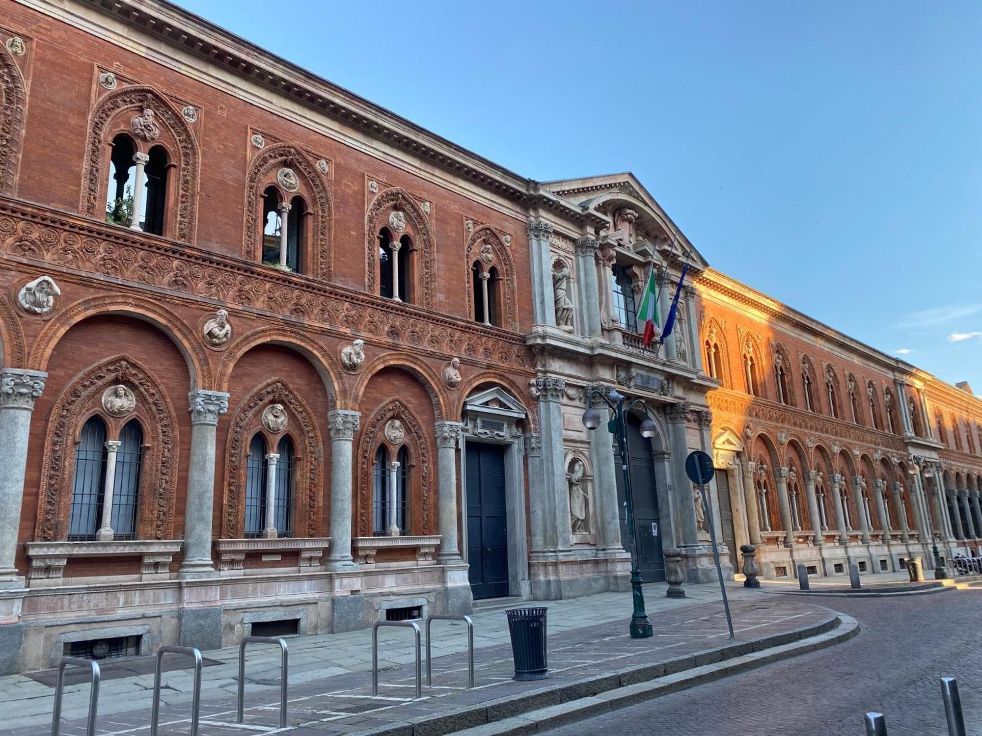 Duomo Intero Appartamento Милано Екстериор снимка
