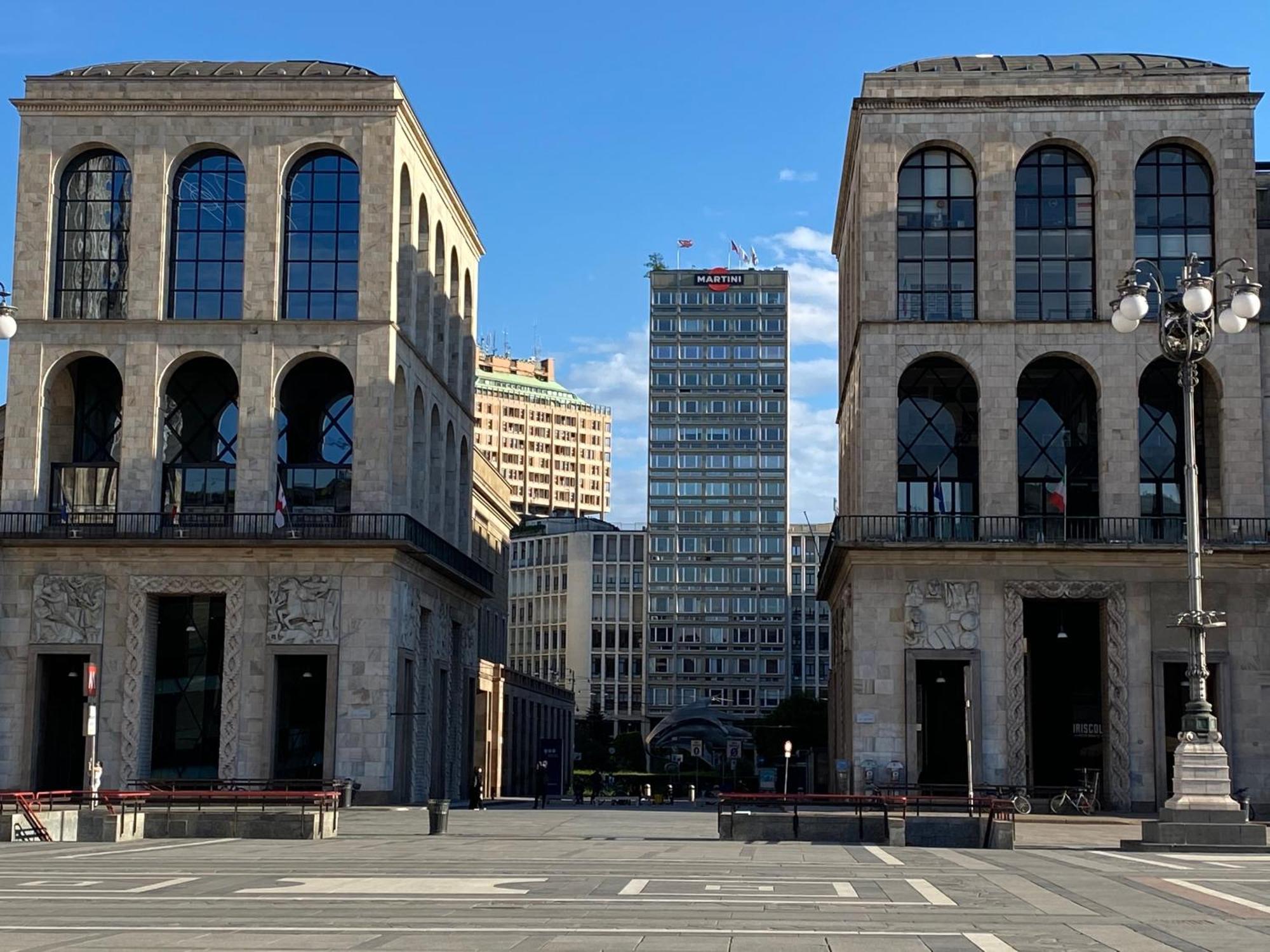 Duomo Intero Appartamento Милано Екстериор снимка