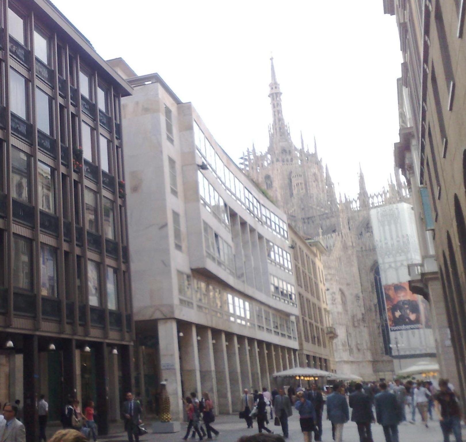 Duomo Intero Appartamento Милано Екстериор снимка